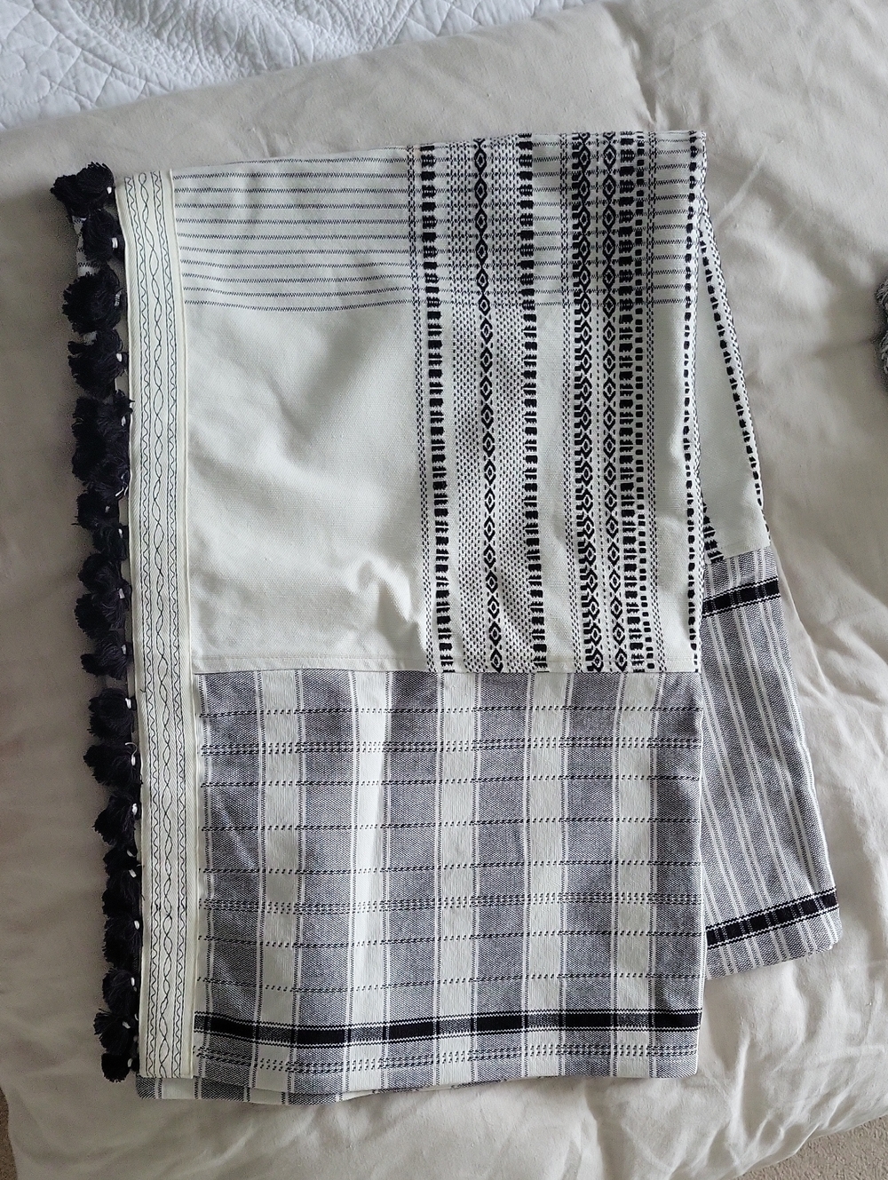 Zara Home Tassled Throw